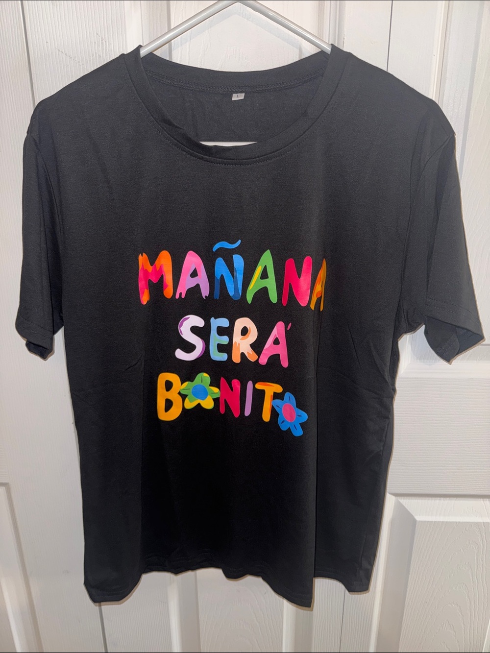 Graphic Tee Mañana Será Bonito NEW Black